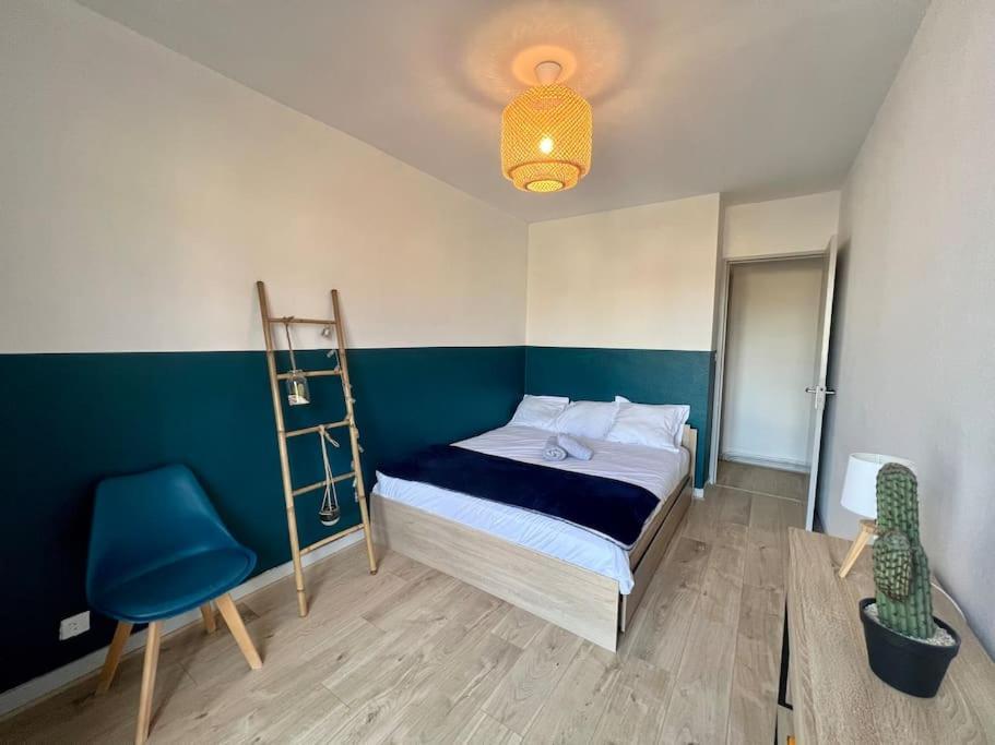 Le P'Tit Anatole - Joli T2 Avec Parking Apartman Poitiers Kültér fotó